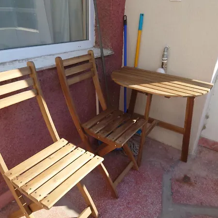Yanov's Apartman *