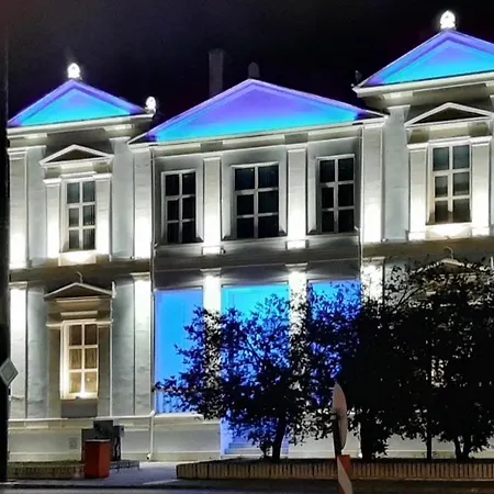Yanov's Apartman *